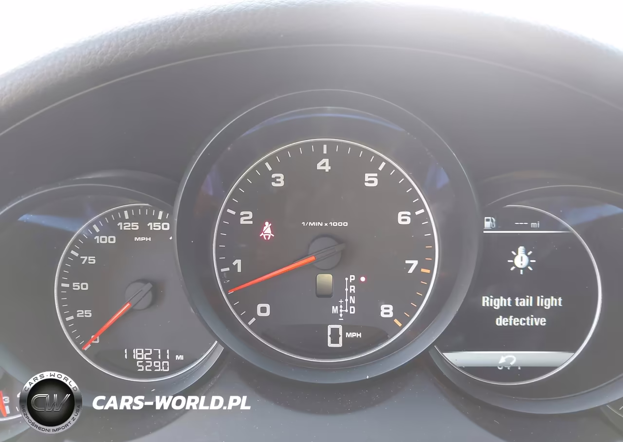 2017 Porsche Cayenne Platinum Edition VIN:WP1AA2A24HKA91902 - 7