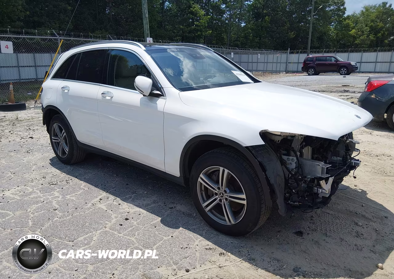 2022 Mercedes-Benz Glc 300 4Matic Suv – zdjęcie 1 z 19