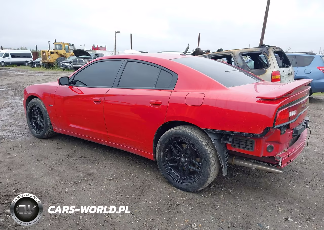2013 Dodge Charger R-T Plus VIN:2C3CDXDT8DH630059 - 14