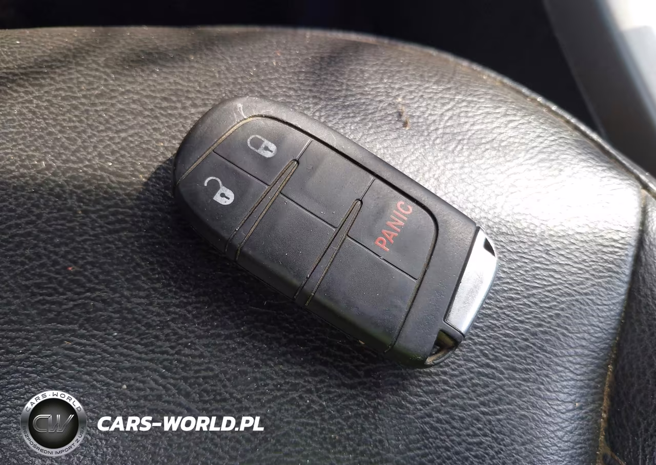 2019 Jeep Compass Latitude Fwd VIN:3C4NJCBBXKT843938 - 11