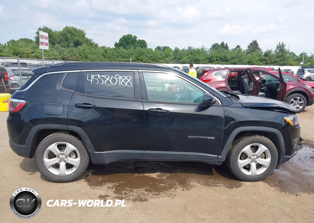 2019 Jeep Compass Latitude Fwd VIN:3C4NJCBBXKT843938 - 13