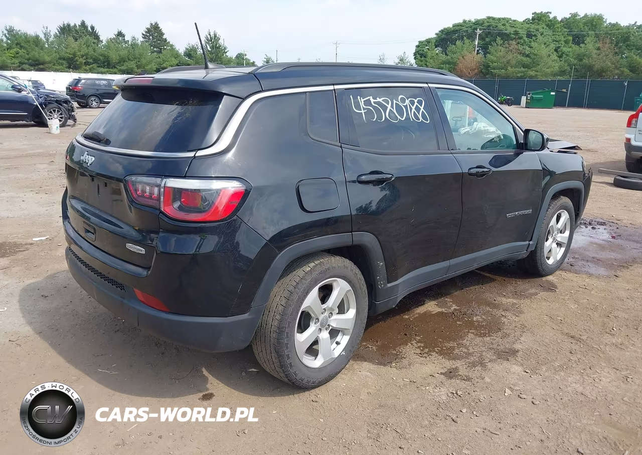 2019 Jeep Compass Latitude Fwd VIN:3C4NJCBBXKT843938 - 4