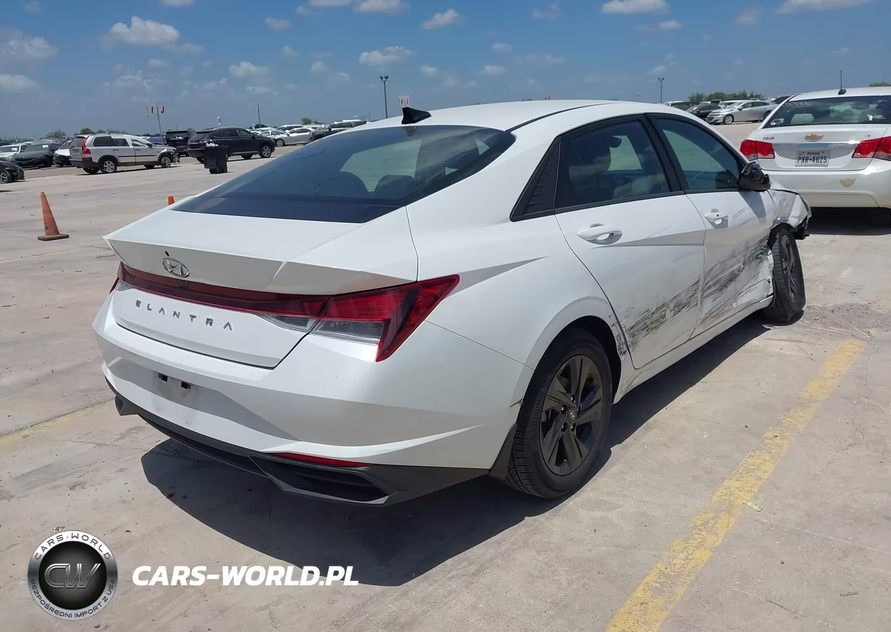 2022 Hyundai Elantra Sel VIN:5NPLM4AG2NH080965 - 4