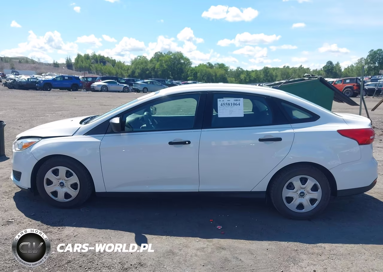 2017 Ford Focus S VIN:1FADP3E22HL252504 - 14