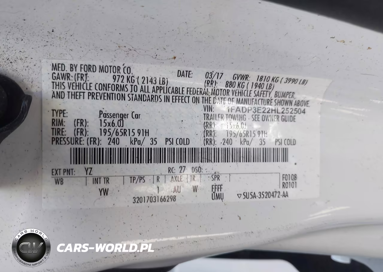 2017 Ford Focus S VIN:1FADP3E22HL252504 - 9