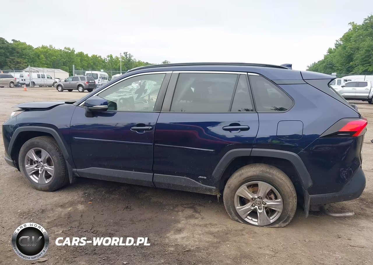 2022 Toyota Rav4 Hybrid Xle VIN:JTMRWRFV9ND154185 - 13