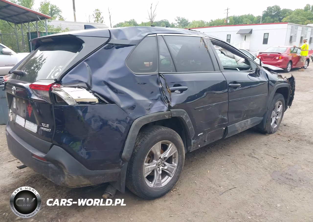 2022 Toyota Rav4 Hybrid Xle VIN:JTMRWRFV9ND154185 - 4