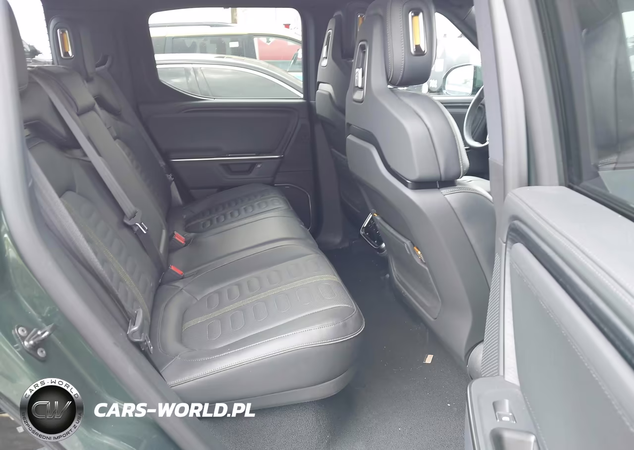 2025 Rivian R1T Adventure Dual Motor Large Pack-Adventure Dual Motor Max Pack VIN:7FCTGBAA9SN041450 - 8