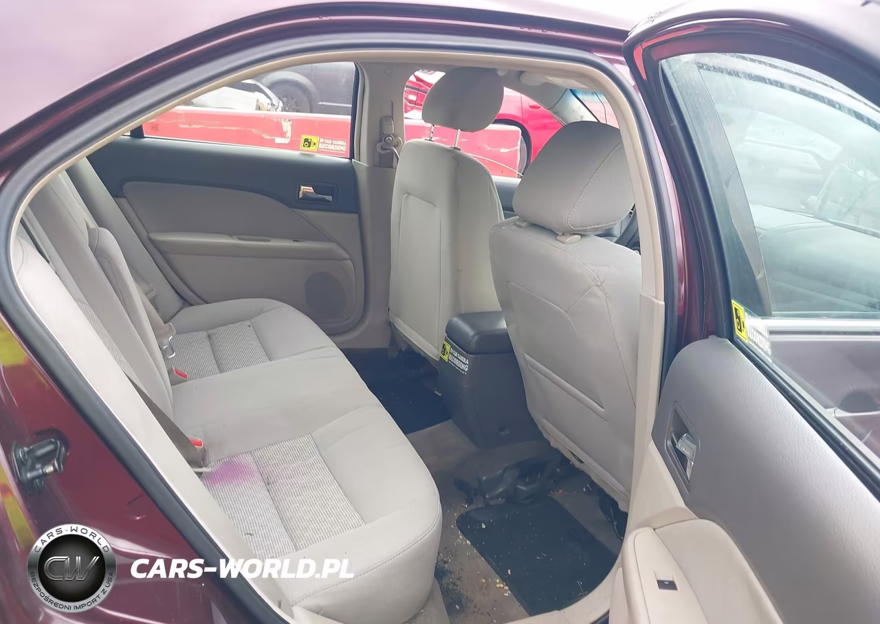 2011 Ford Fusion Se VIN:3FAHP0HA8BR333213 - 8