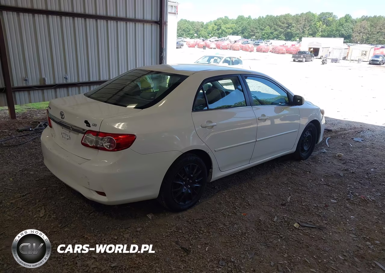 2013 Toyota Corolla Le VIN:5YFBU4EE0DP097947 - 4