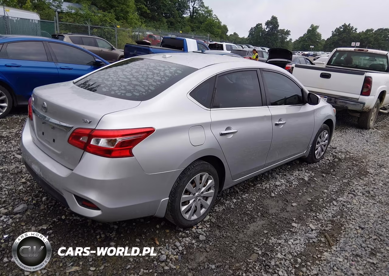 2017 Nissan Sentra Sv VIN:3N1AB7AP4HY305301 - 4