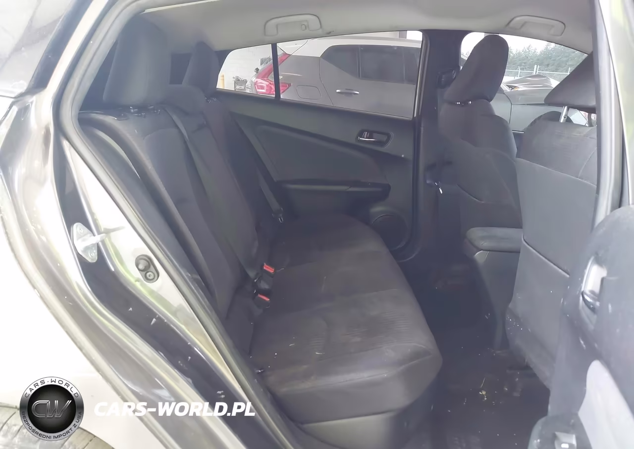2016 Toyota Prius Two VIN:JTDKBRFU7G3001897 - 8