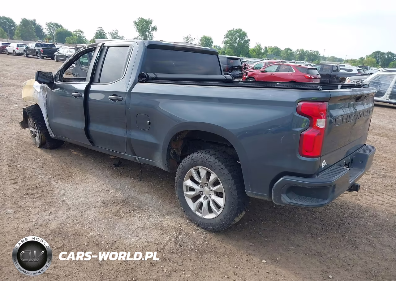 2021 Chevrolet Silverado 1500 4Wd Standard Bed Custom VIN:1GCRYBEK4MZ116048 - 3