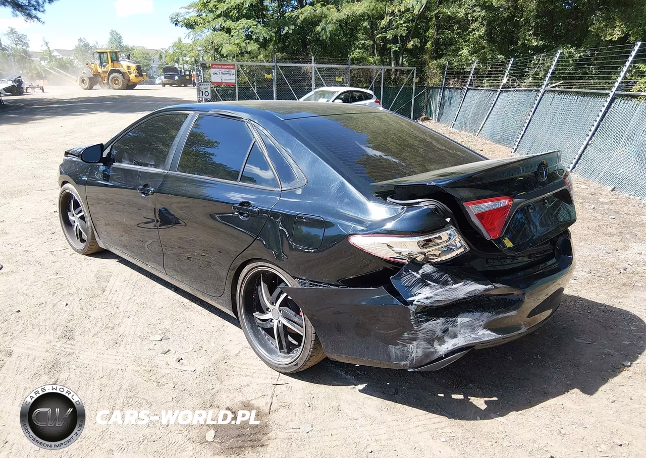 2016 Toyota Camry Se VIN:4T1BF1FK7GU128126 - 3