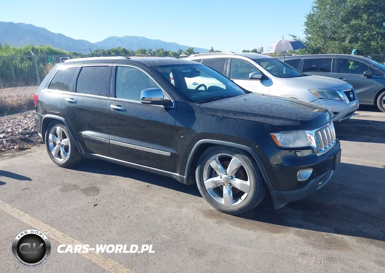 2013 Jeep Grand Cherokee Overland Summit – zdjęcie 1 z 16