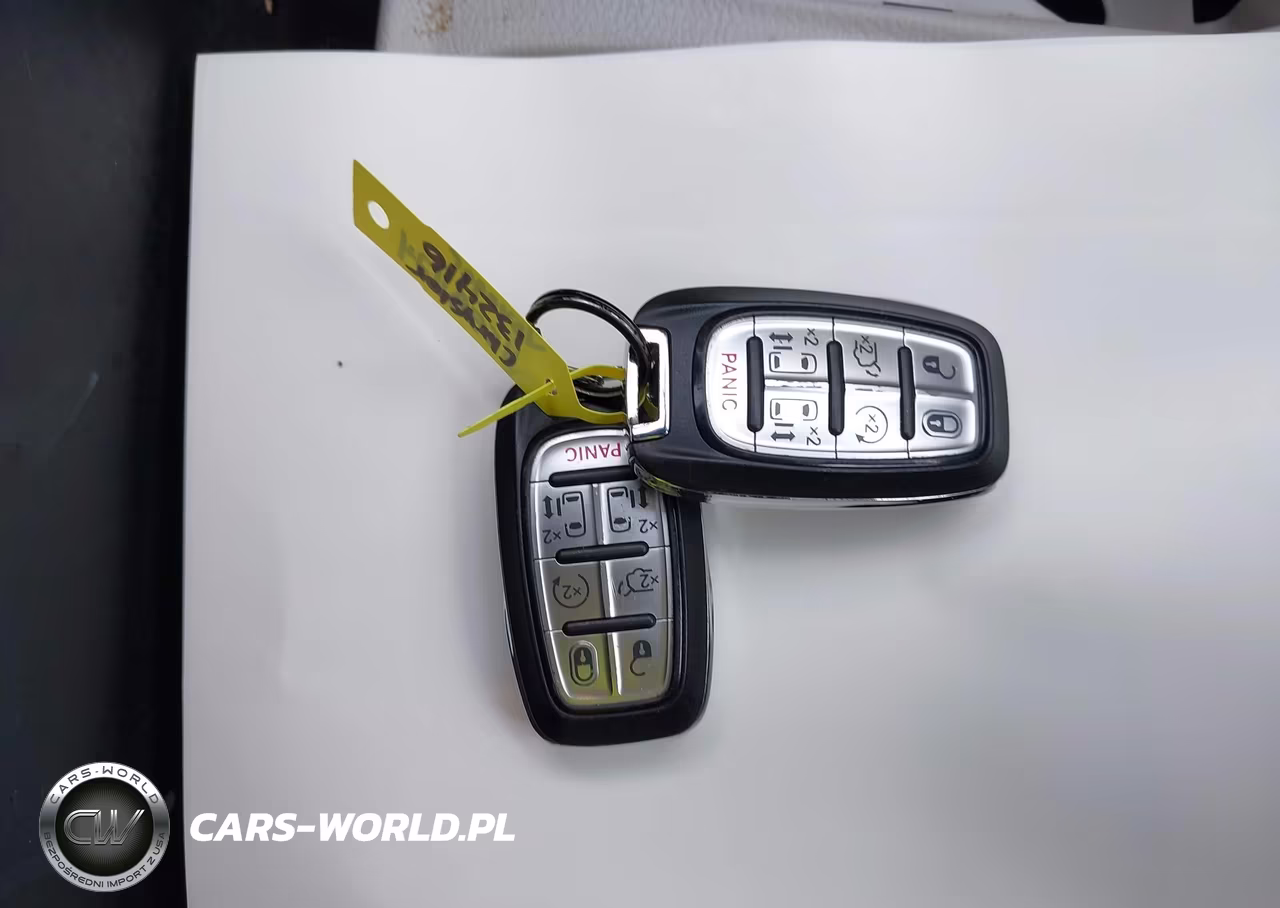 2022 Chrysler Voyager Lx VIN:2C4RC1CG6NR132416 - 11