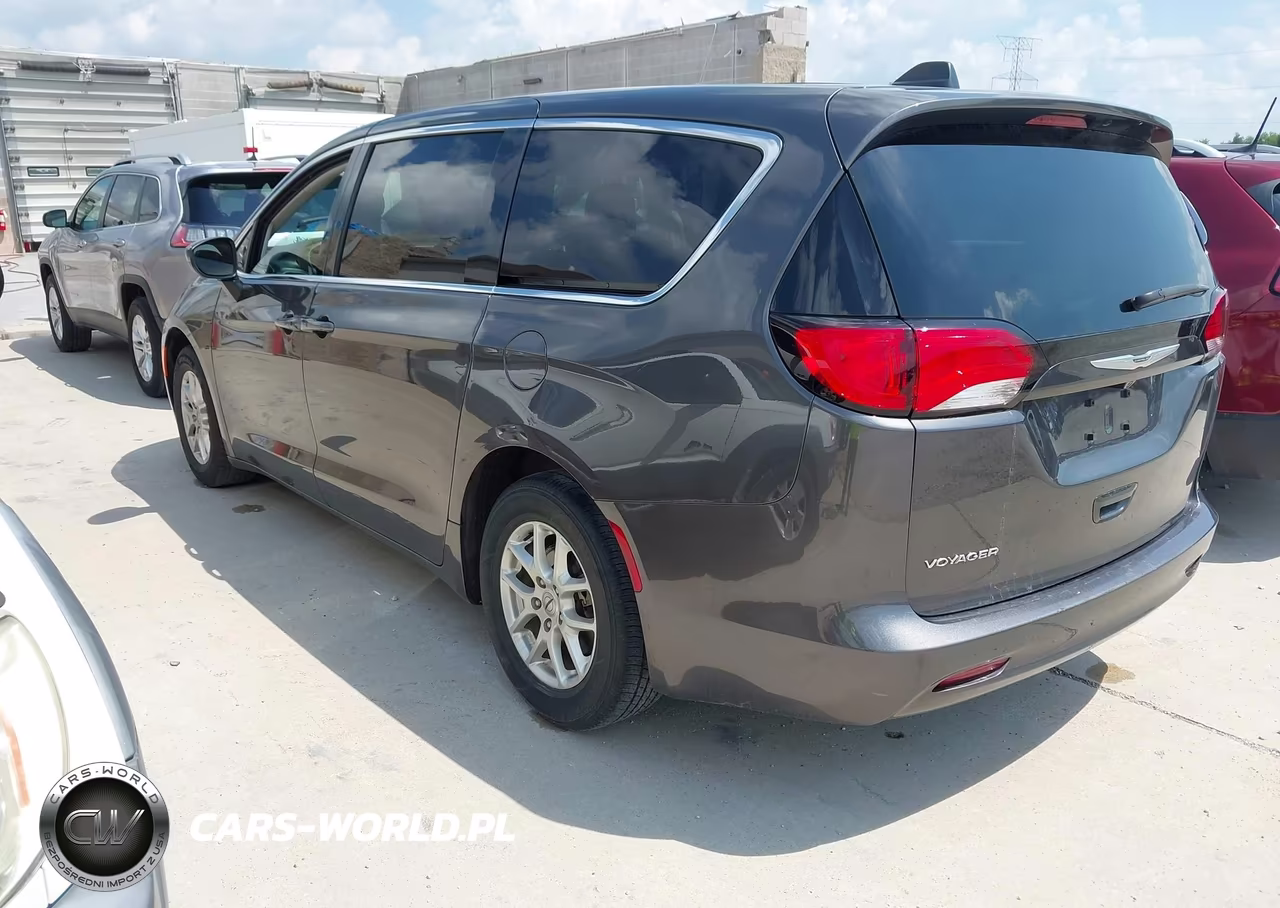 2022 Chrysler Voyager Lx VIN:2C4RC1CG6NR132416 - 3