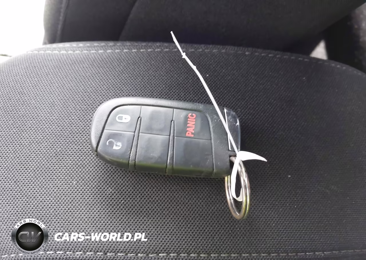 2021 Jeep Renegade Latitude Fwd VIN:ZACNJCBB4MPM94945 - 11