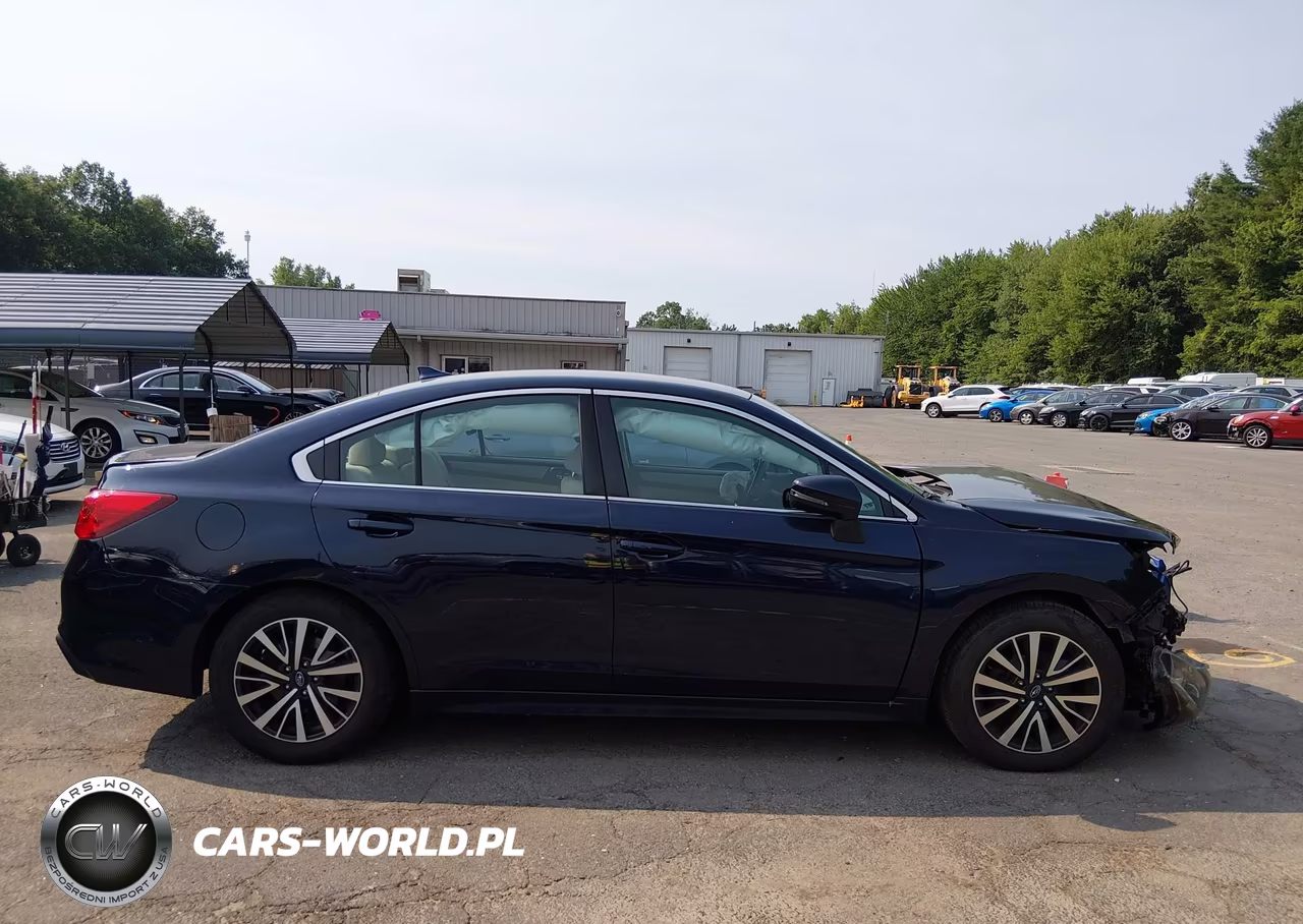 2018 Subaru Legacy 2.5I Premium VIN:4S3BNAF64J3032154 - 14