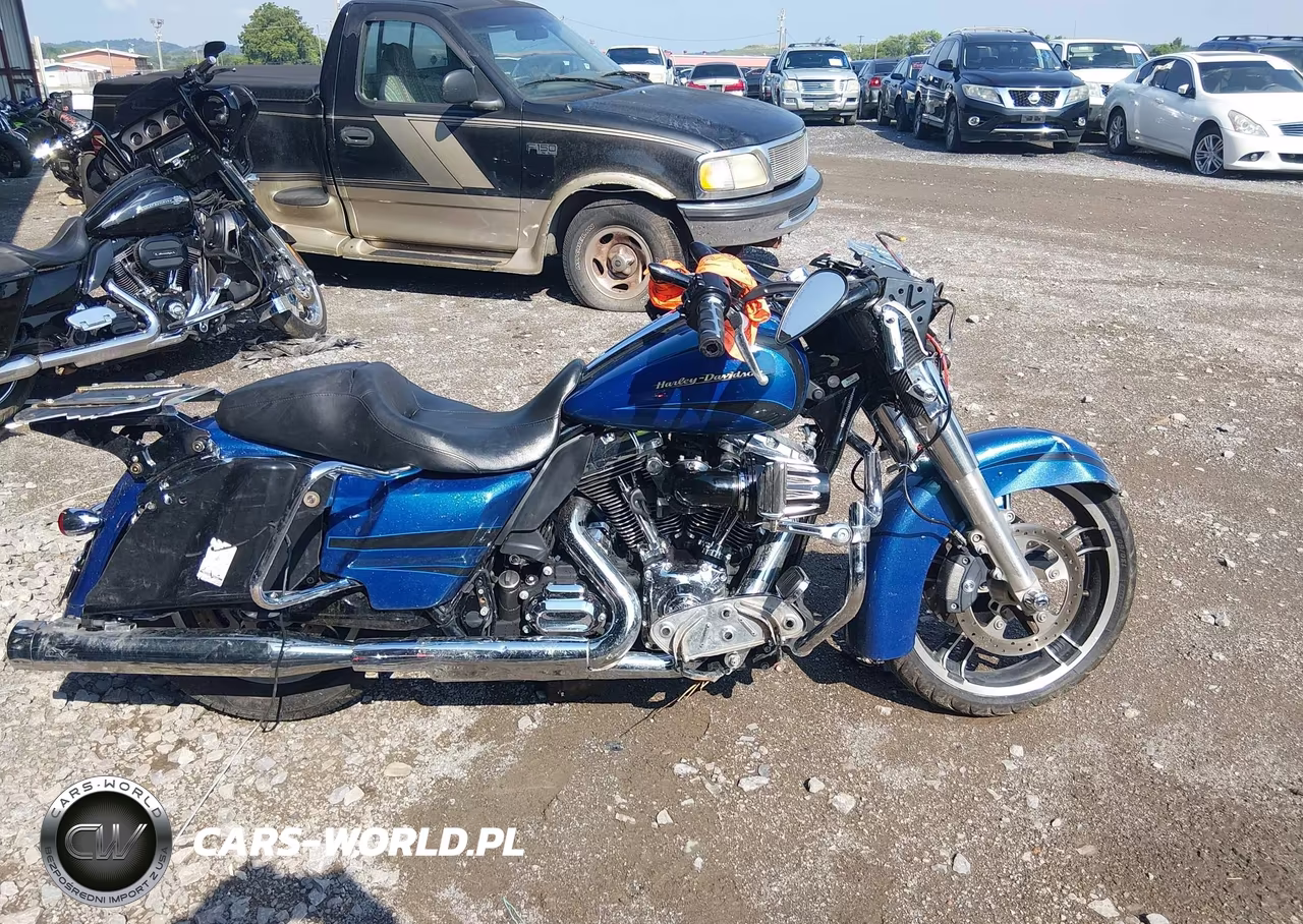 2014 Harley-Davidson Flhx Street Glide VIN:1HD1KBM10EB714301 - 12