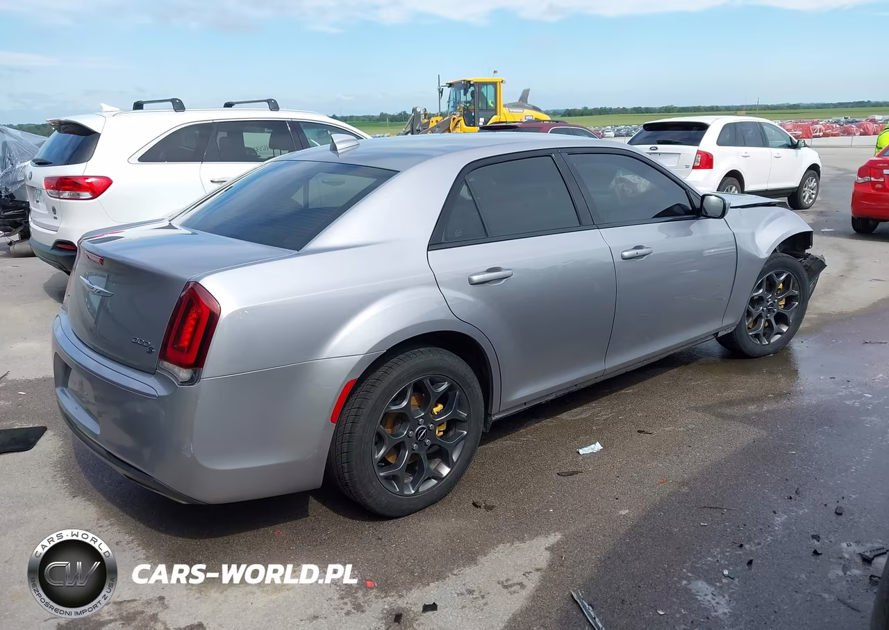 2017 Chrysler 300 300S Awd VIN:2C3CCAGGXHH522174 - 4