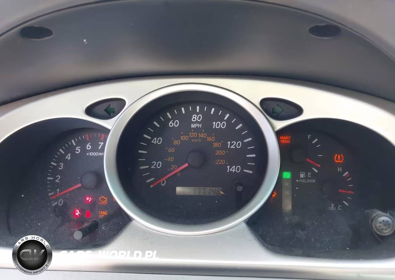 2005 Toyota Highlander V6 VIN:JTEDP21A750047755 - 7