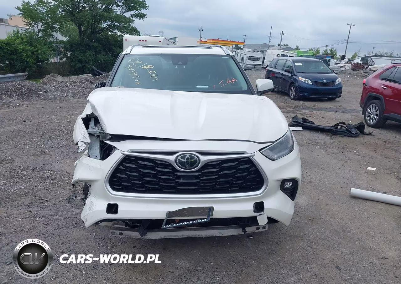 2021 Toyota Highlander Xle VIN:5TDHZRBH1MS535700 - 13