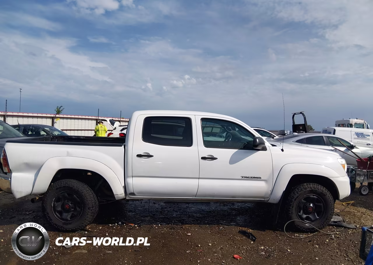 2013 Toyota Tacoma Prerunner VIN:5TFJX4GN2DX025438 - 13