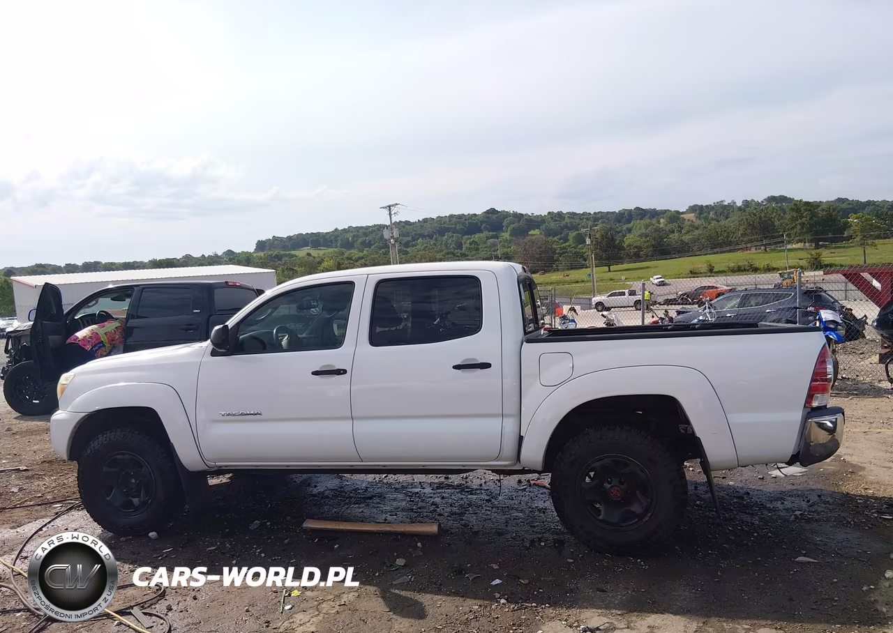 2013 Toyota Tacoma Prerunner VIN:5TFJX4GN2DX025438 - 14