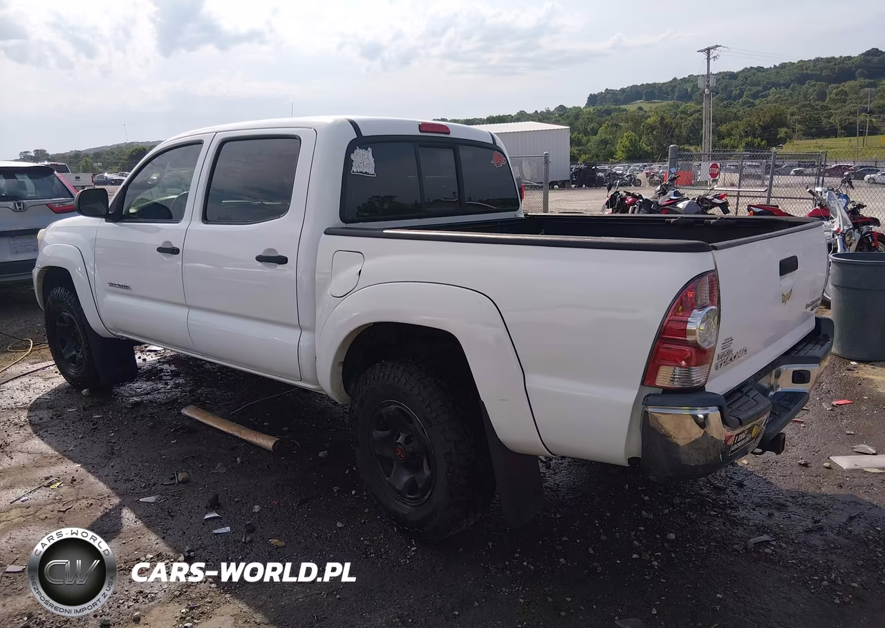 2013 Toyota Tacoma Prerunner VIN:5TFJX4GN2DX025438 - 3