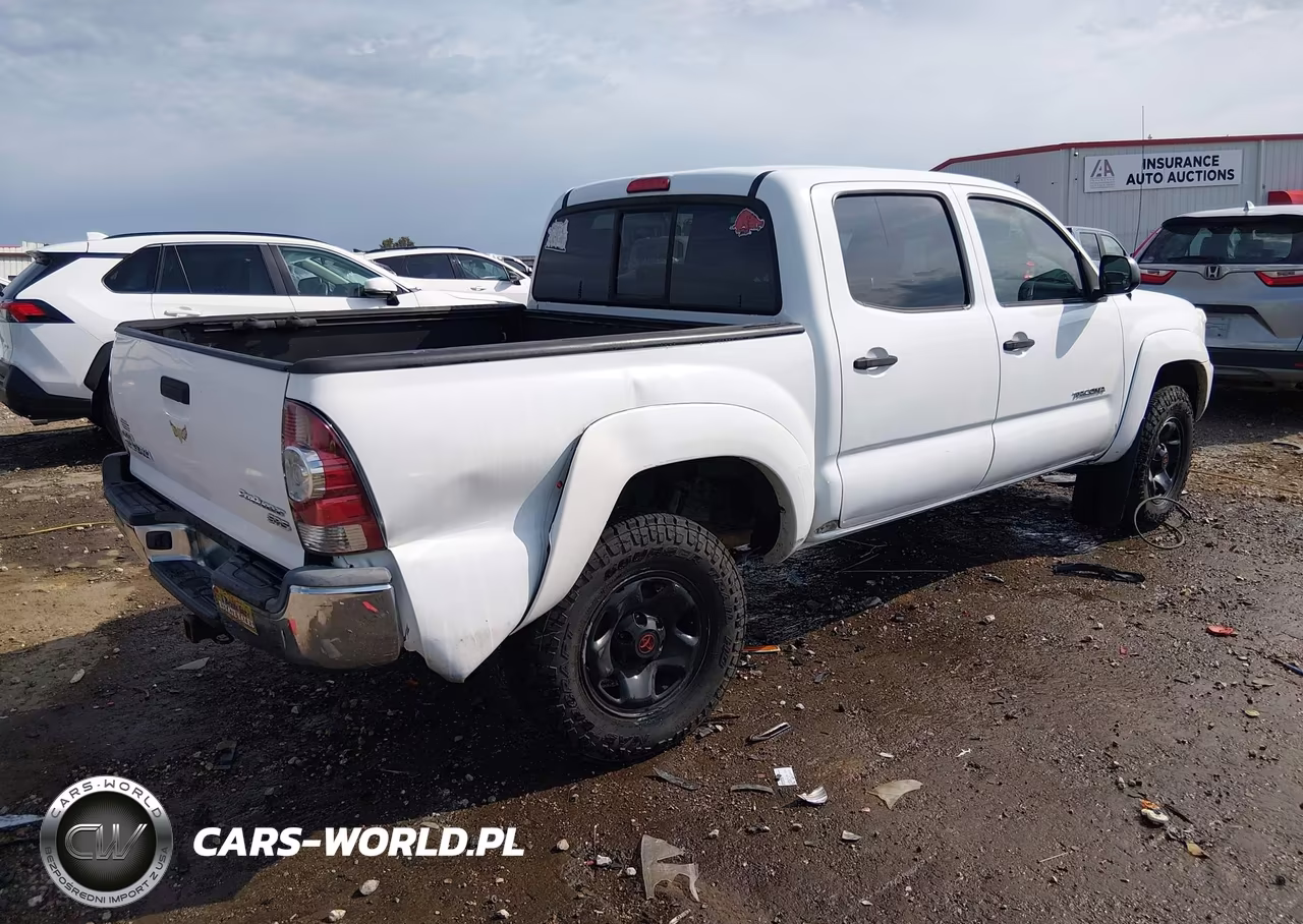 2013 Toyota Tacoma Prerunner VIN:5TFJX4GN2DX025438 - 4