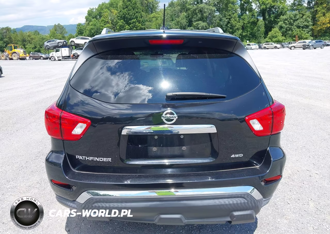 2018 Nissan Pathfinder S VIN:5N1DR2MMXJC649056 - 17