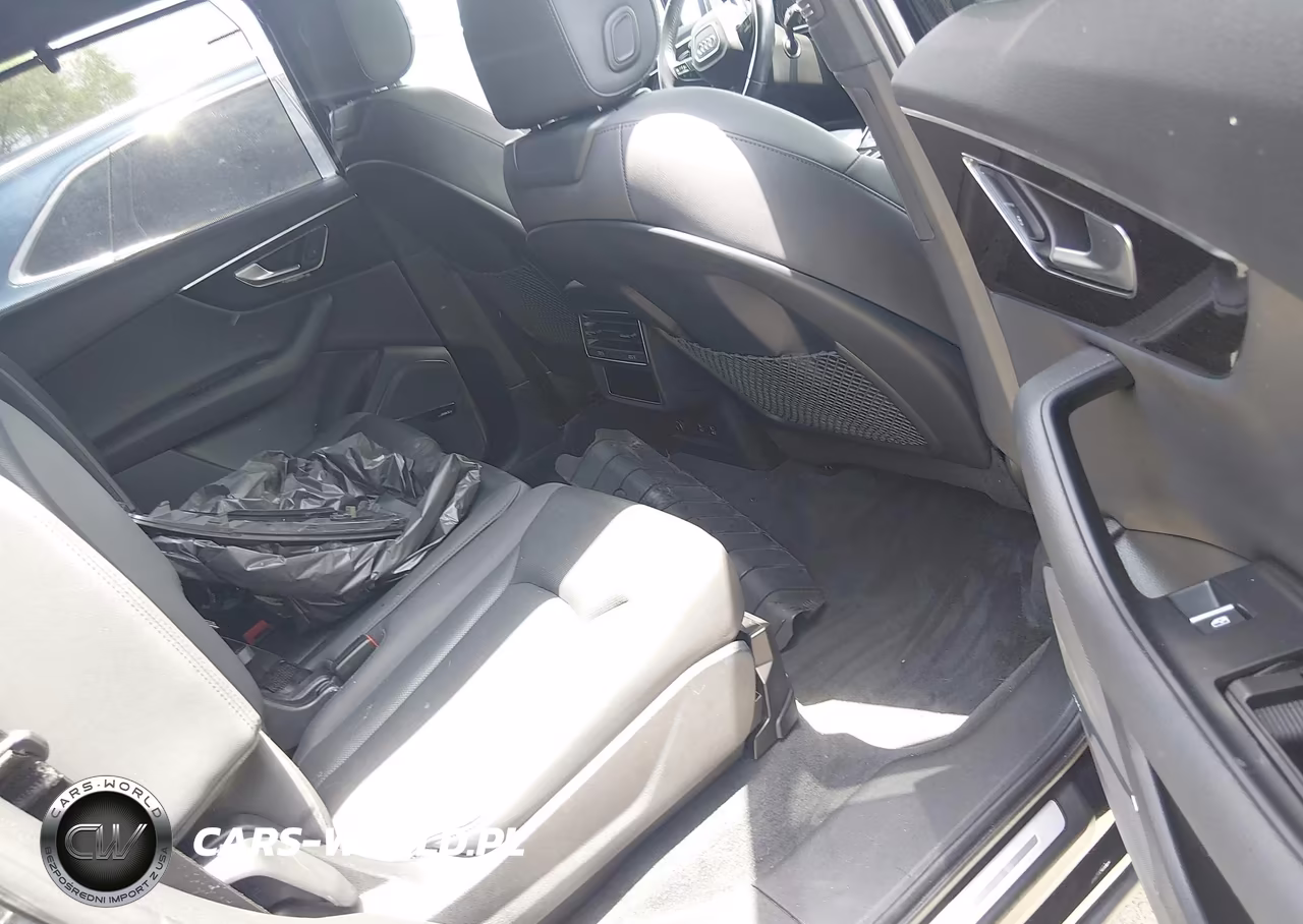 2020 Audi Q7 Premium Plus 55 Tfsi Quattro Tiptronic VIN:WA1LXAF73LD007115 - 8