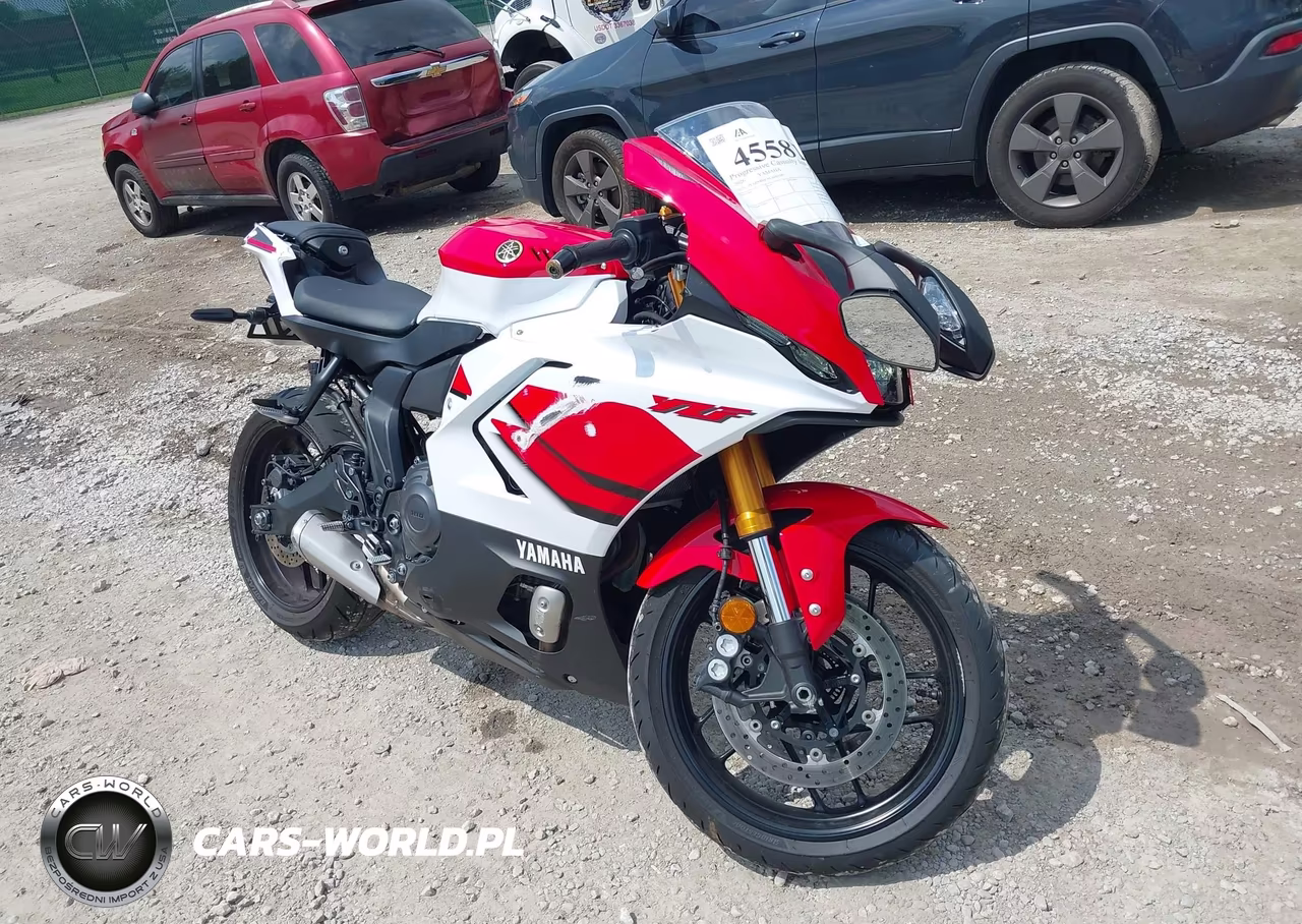 2026 Yamaha Yzfr7 – zdjęcie 1 z 18