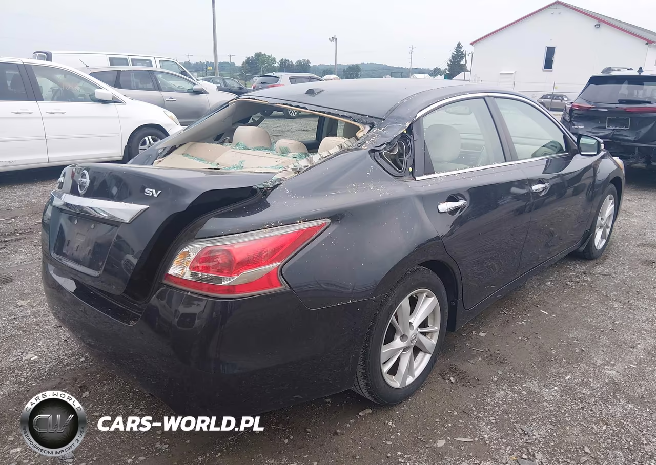 2015 Nissan Altima 2.5 Sv VIN:1N4AL3AP4FC118963 - 4