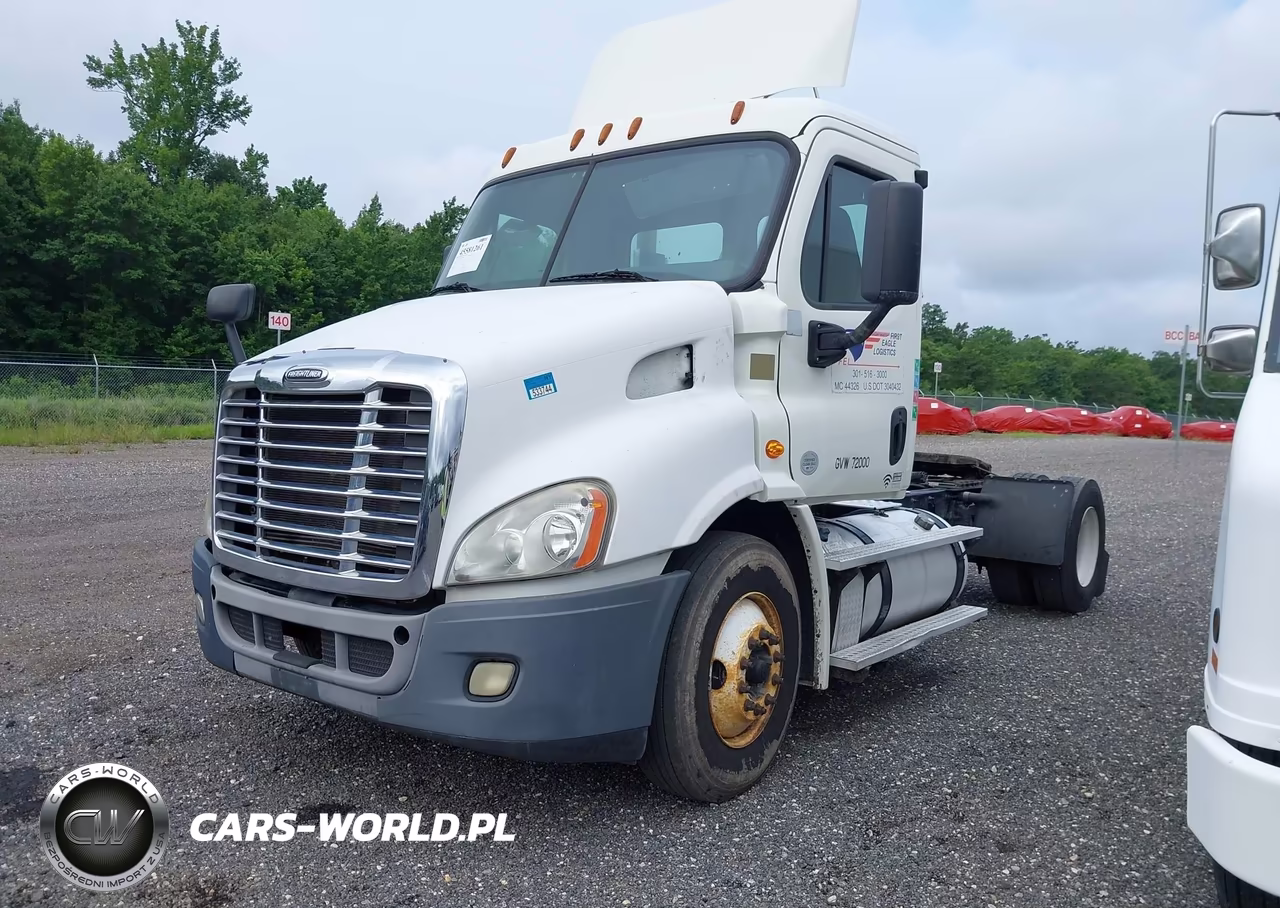 2014 Freightliner Cascadia 113 VIN:3AKBGADV3ESFX0824 - 2
