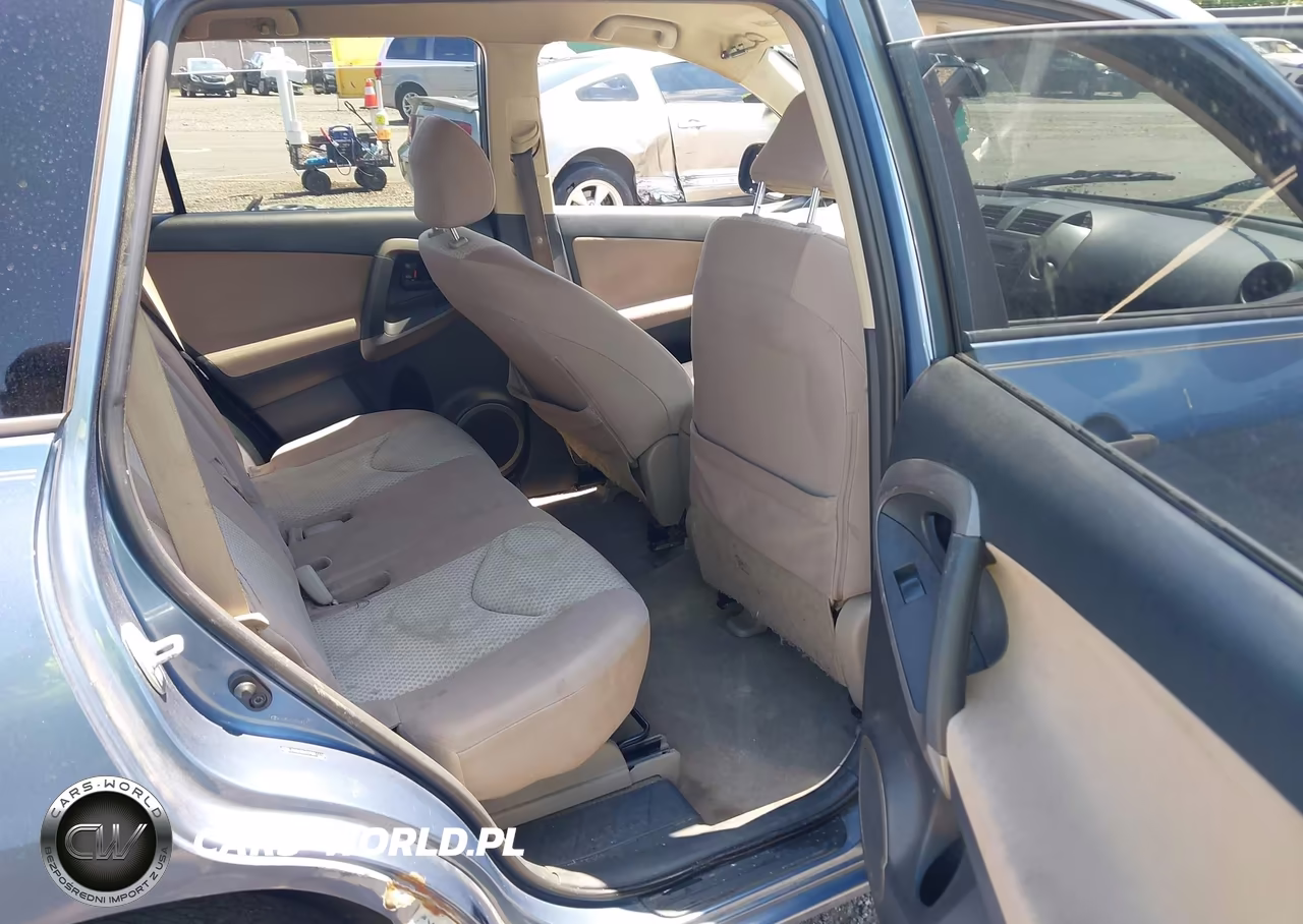 2007 Toyota Rav4 Base V6 (A5) VIN:JTMZK35V375011112 - 8
