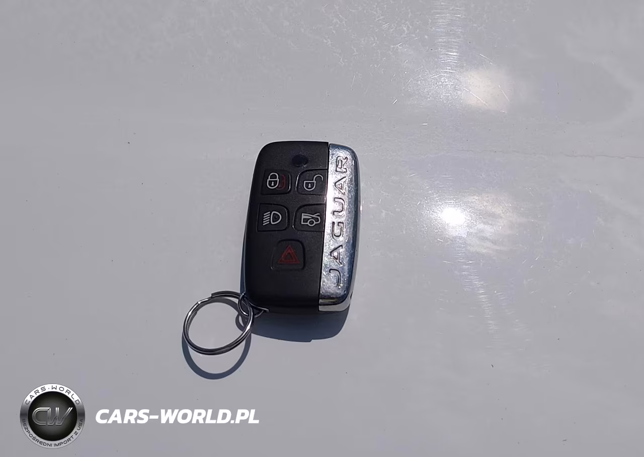 2017 Jaguar F-Type Premium VIN:SAJWA6AT0H8K41221 - 11