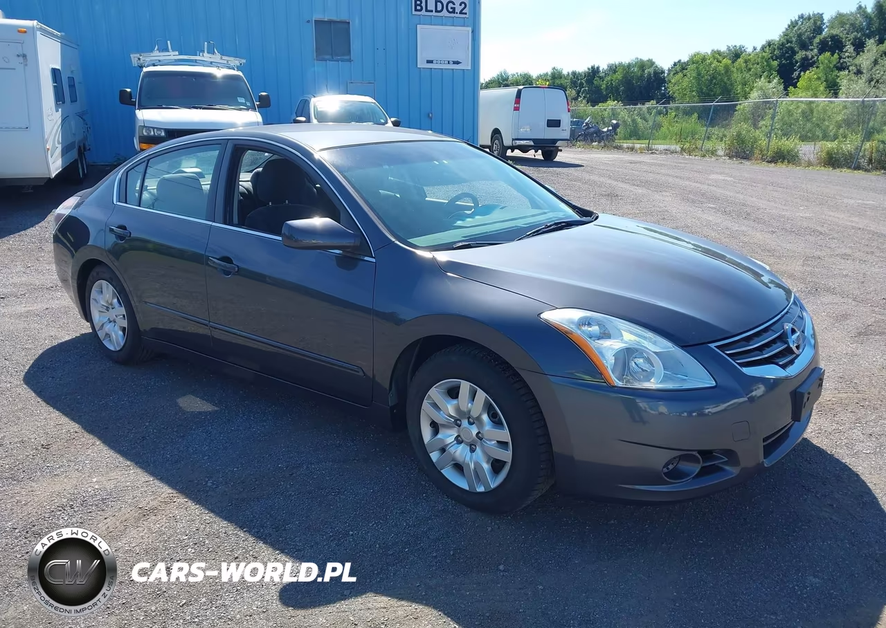 2010 Nissan Altima 2.5 S – zdjęcie 1 z 12