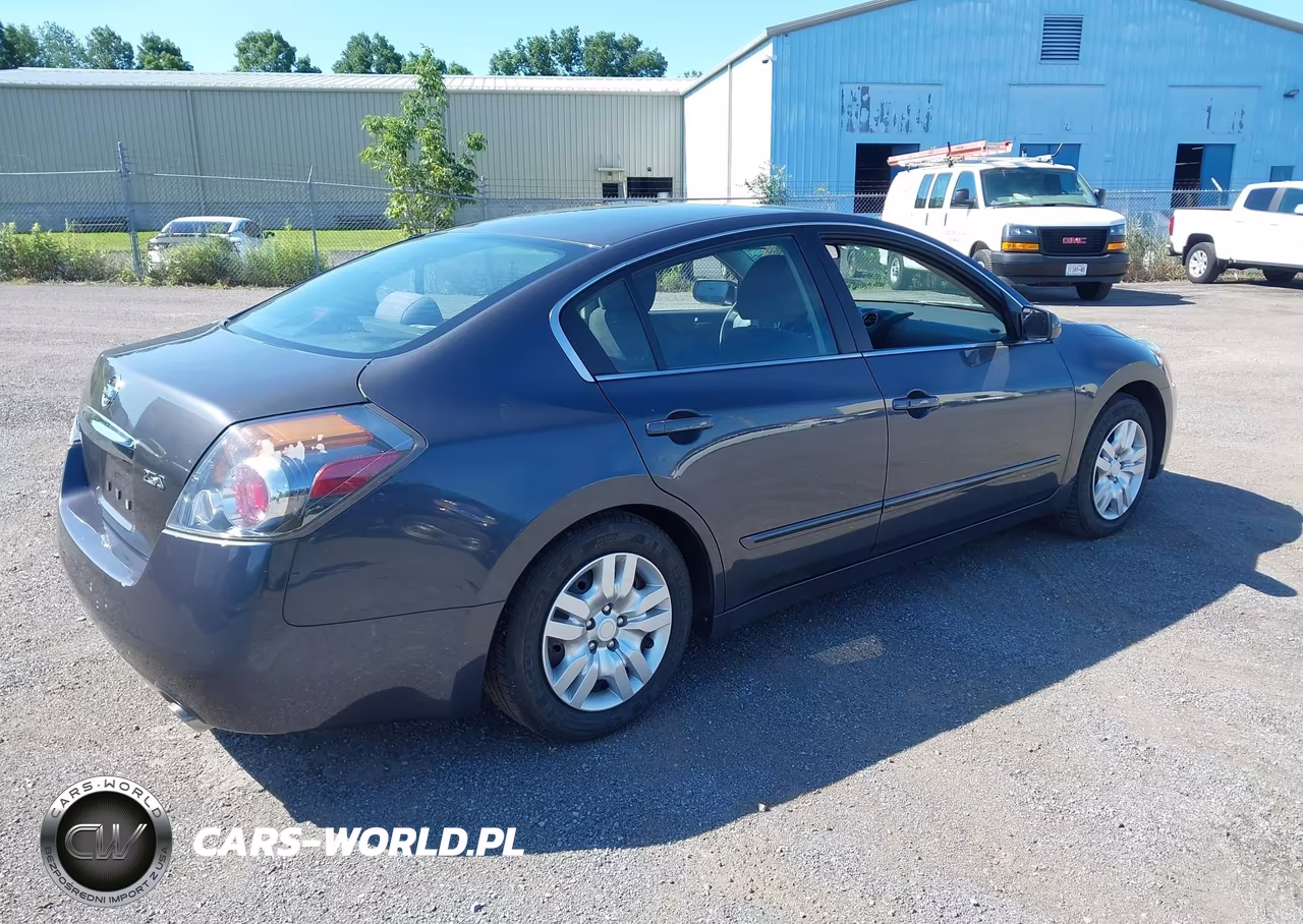 2010 Nissan Altima 2.5 S VIN:1N4AL2AP0AN492199 - 4