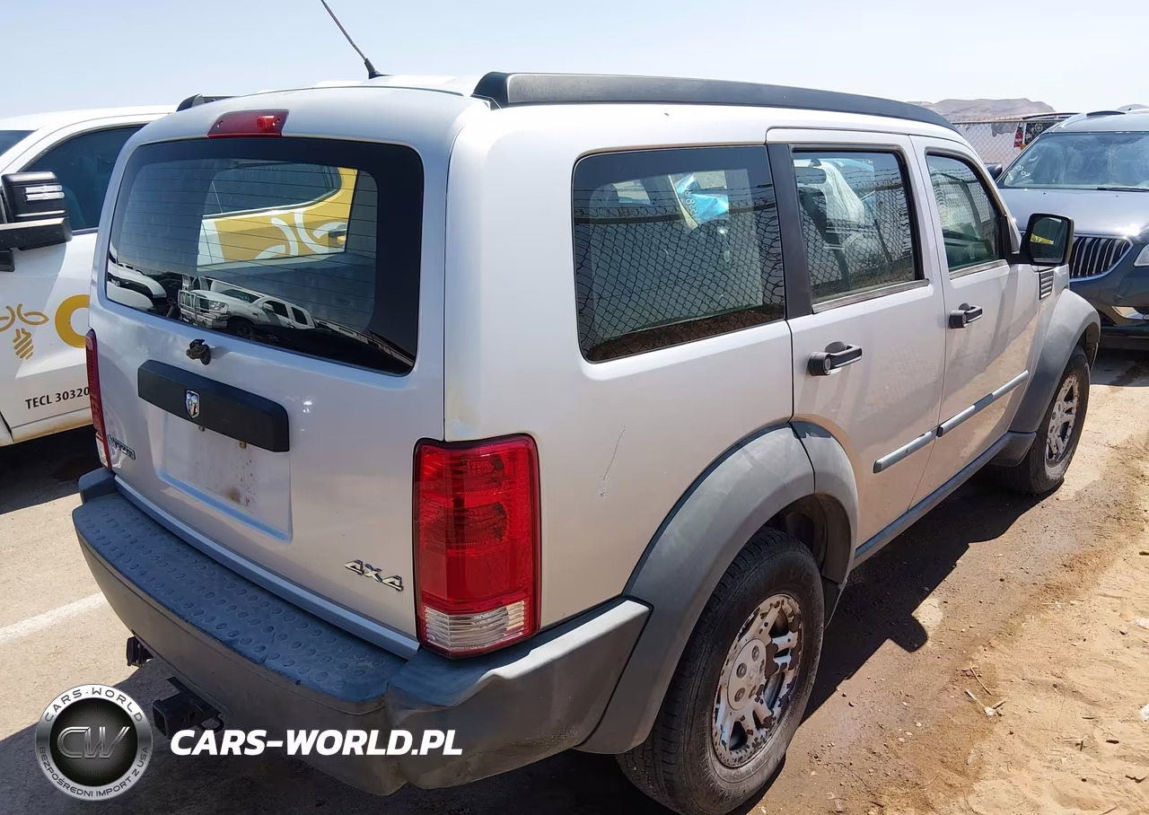 2008 Dodge Nitro Sxt VIN:1D8GU28K28W145636 - 4