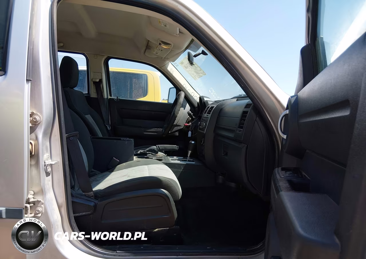 2008 Dodge Nitro Sxt VIN:1D8GU28K28W145636 - 5