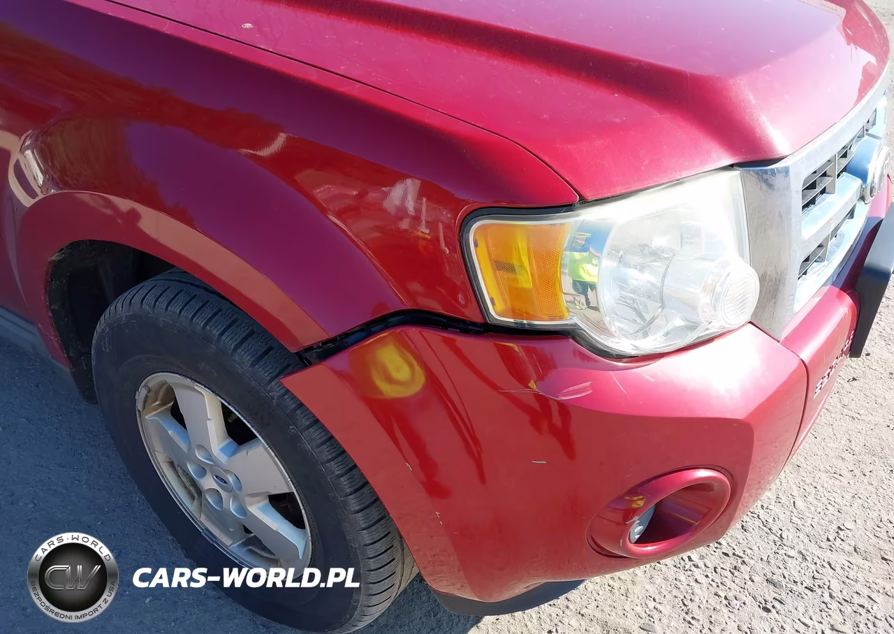 2010 Ford Escape Xls VIN:1FMCU0C74AKC60798 - 6
