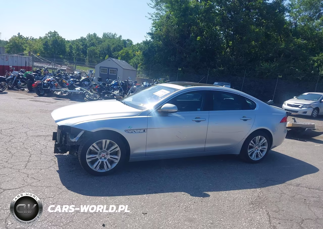 2017 Jaguar Xf 35T Premium VIN:SAJBJ4BV9HCY34964 - 17
