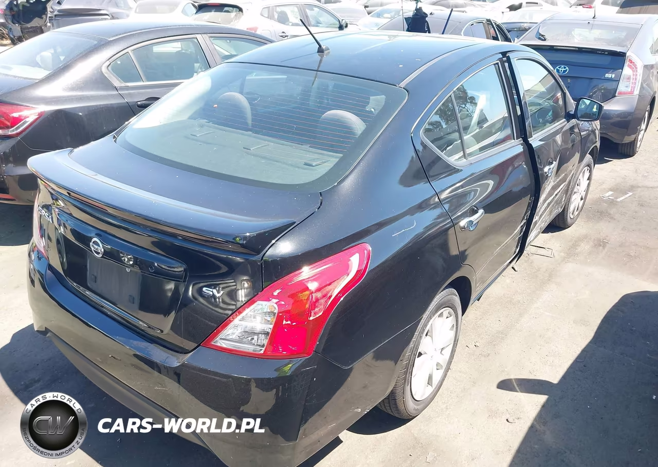 2018 Nissan Versa 1.6 Sv VIN:3N1CN7AP8JL877703 - 4