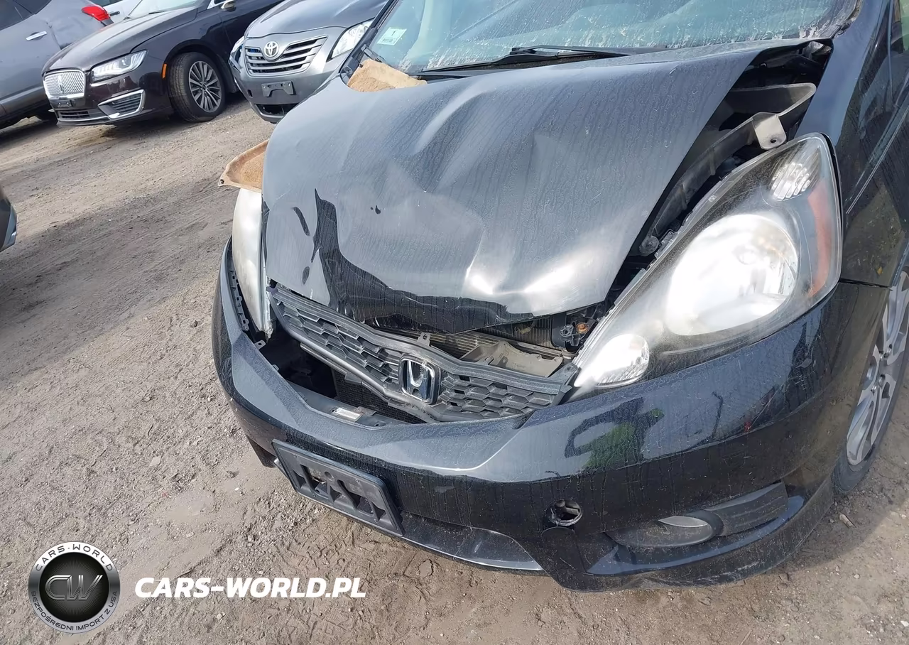 2012 Honda Fit Sport VIN:JHMGE8H59CC019310 - 6