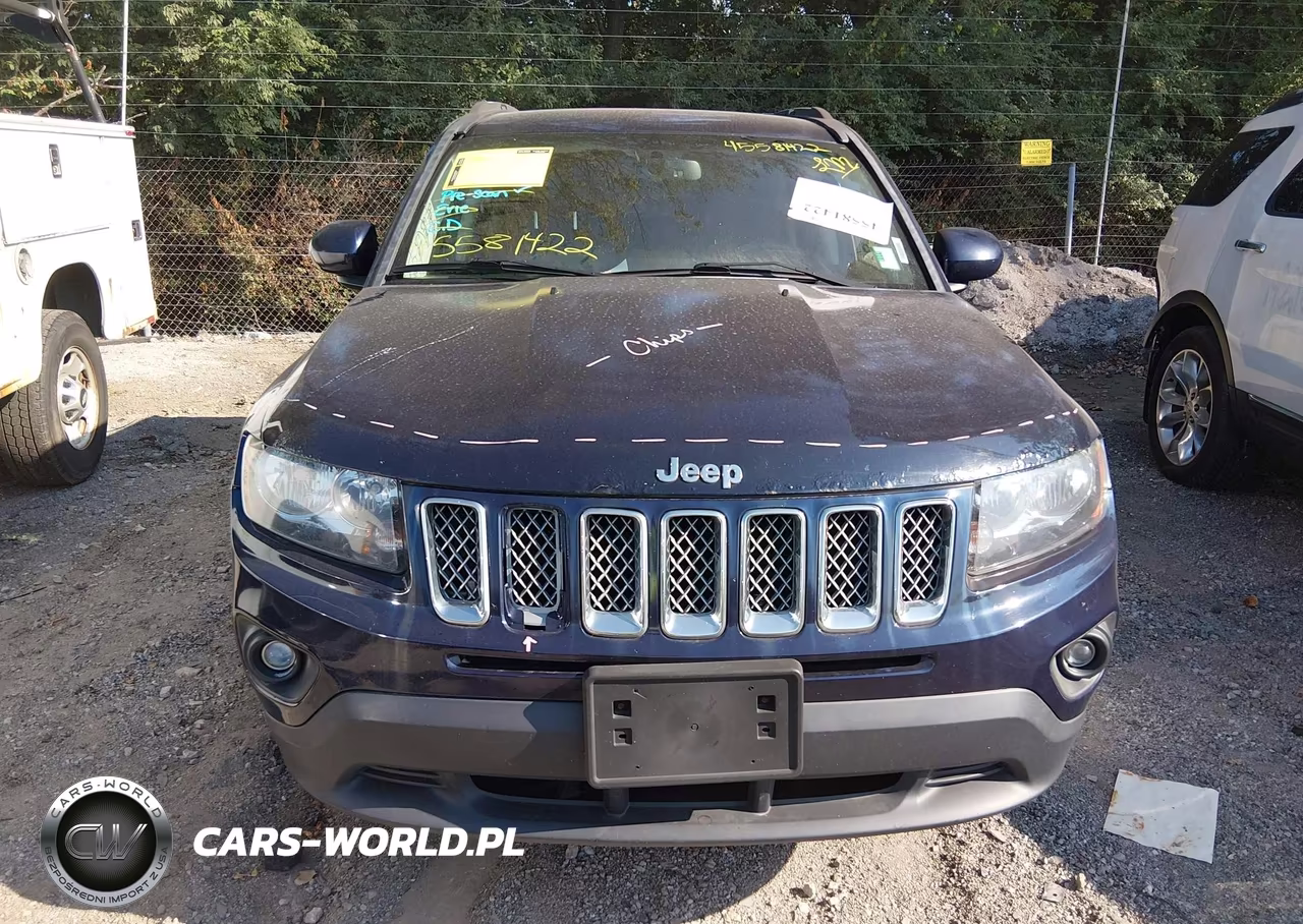 2015 Jeep Compass Latitude VIN:1C4NJDEB2FD303139 - 12