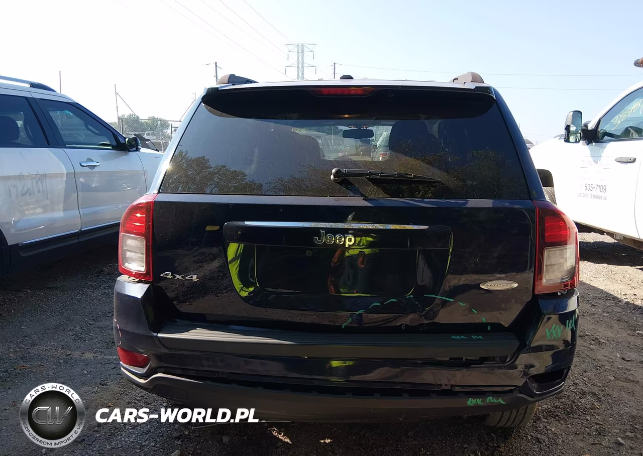 2015 Jeep Compass Latitude VIN:1C4NJDEB2FD303139 - 16