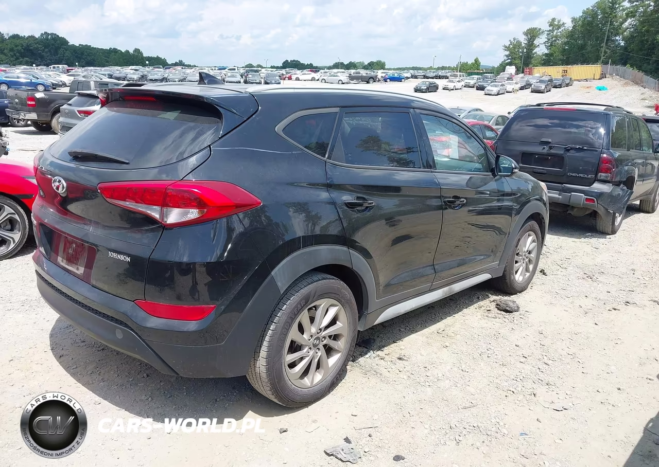 2017 Hyundai Tucson Se Plus VIN:KM8J33A44HU474581 - 4