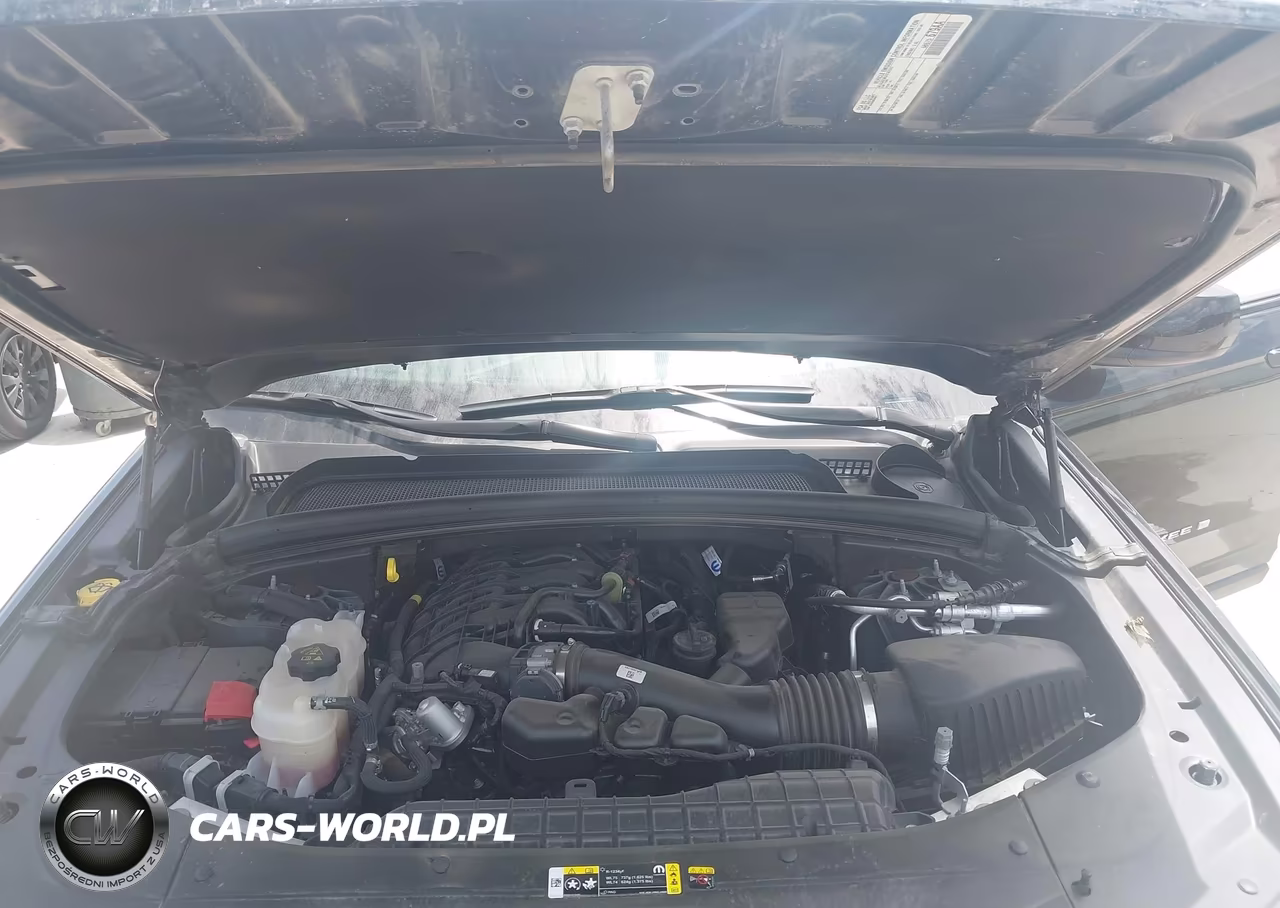 2025 Jeep Grand Cherokee L Laredo 4X2 VIN:1C4RJJAGXS8714499 - 10